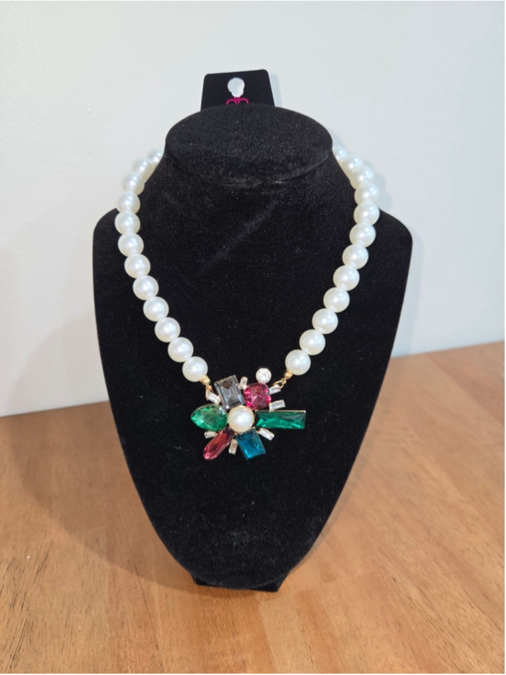 Paparazzi Women's Faux Pearl Necklace Set W/ Earrings